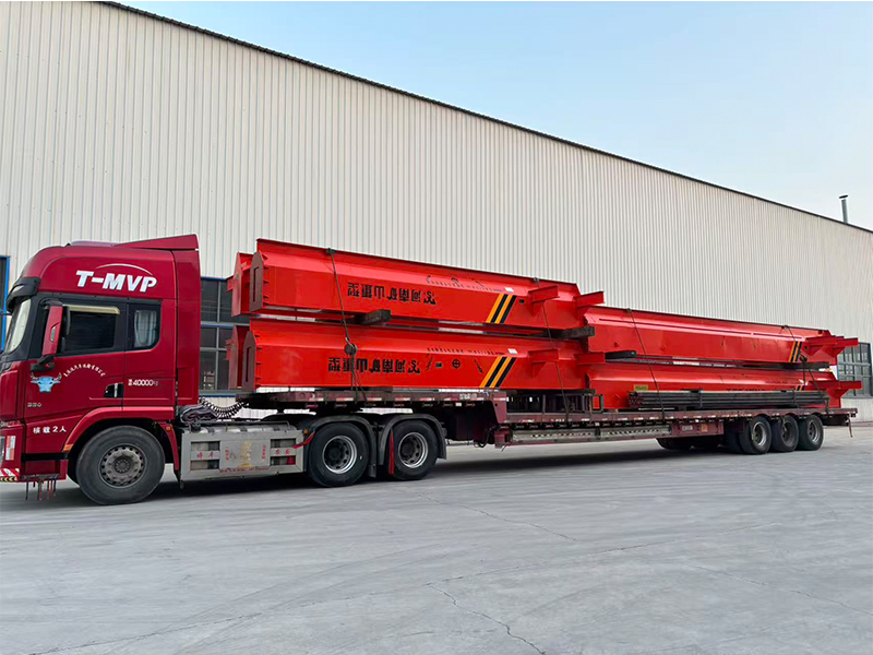 上包下花龍門 MHxh10t-18m 4臺 制作完成  裝車發(fā)出